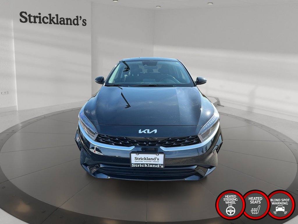 2023 Kia Forte Sedan EX+ IVT in Stratford, Ontario - 2 - w1024h768px