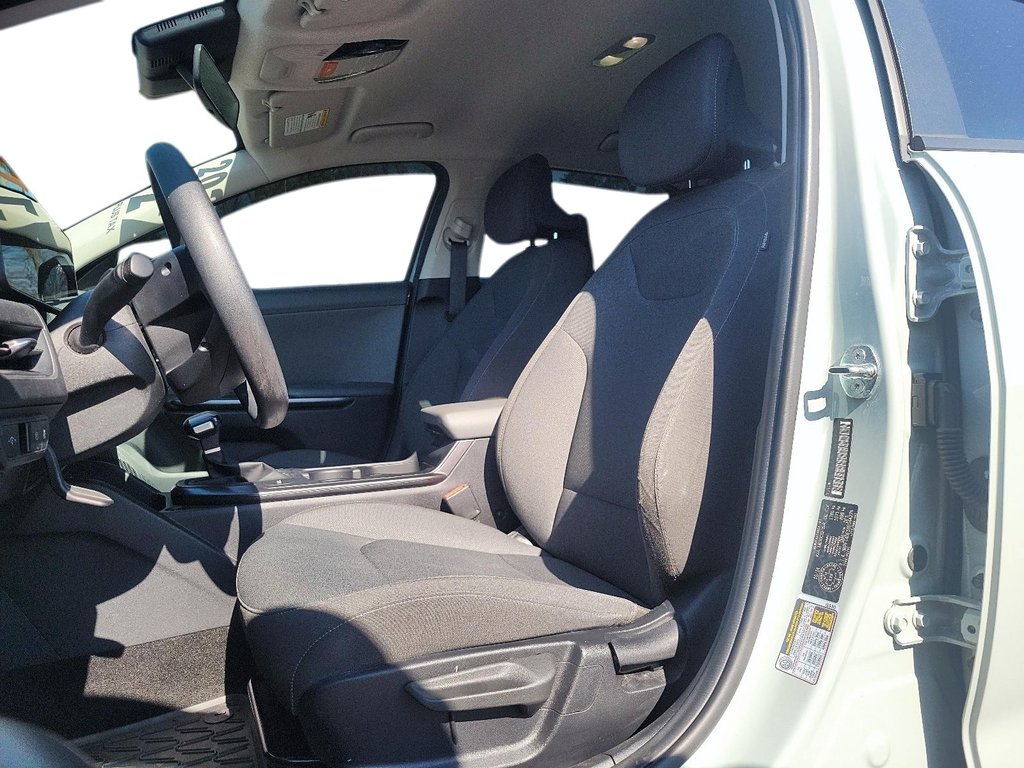 2025 Kia K4 LX FWD in Brantford, Ontario - 8 - w1024h768px