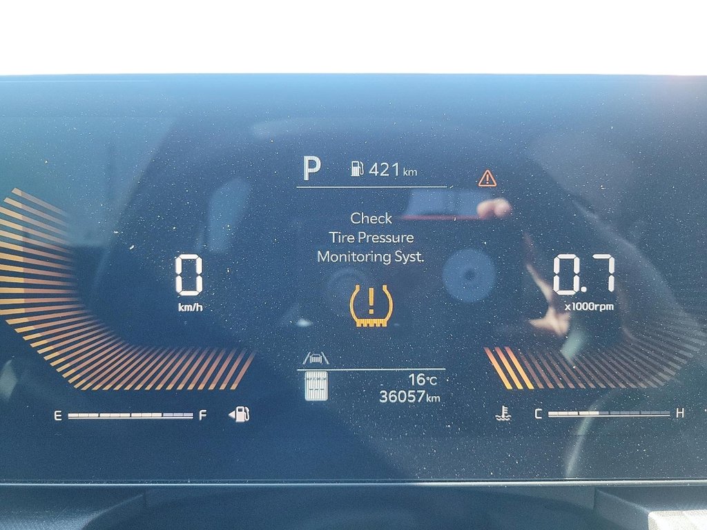 2025 Kia K4 LX FWD in Brantford, Ontario - 12 - w1024h768px