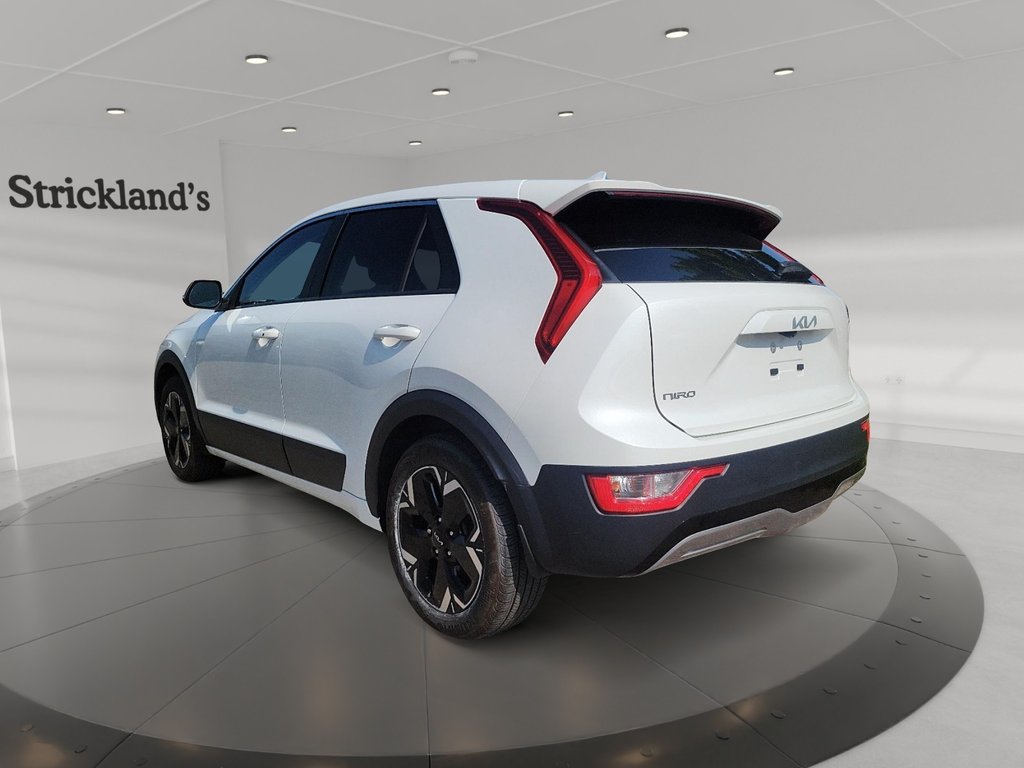 2023 Kia Niro EV Premium in Brantford, Ontario - 4 - w1024h768px