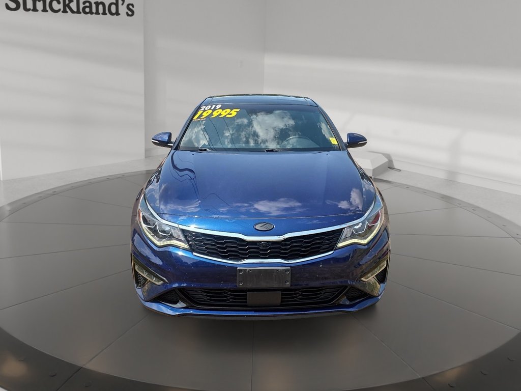 2019 Kia Optima SXL Turbo in Stratford, Ontario - 2 - w1024h768px