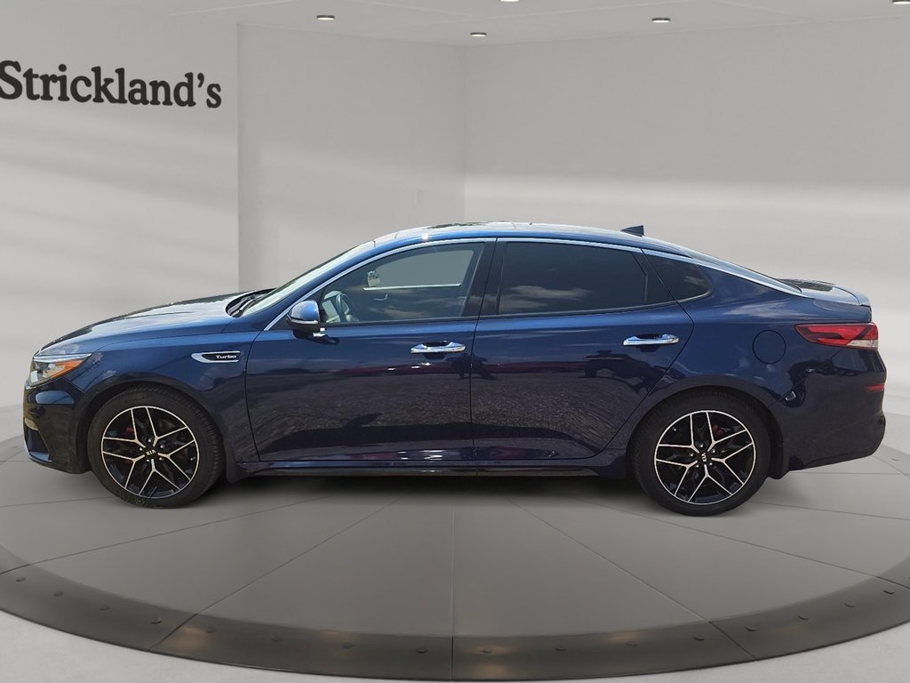 2019 Kia Optima SXL Turbo in Stratford, Ontario - 5 - w1024h768px