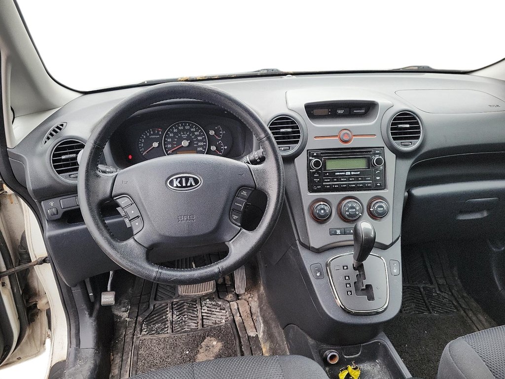 2012 Kia Rondo EX (5-seater) in Brantford, Ontario - 7 - w1024h768px