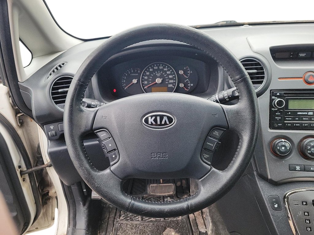 2012 Kia Rondo EX (5-seater) in Brantford, Ontario - 9 - w1024h768px