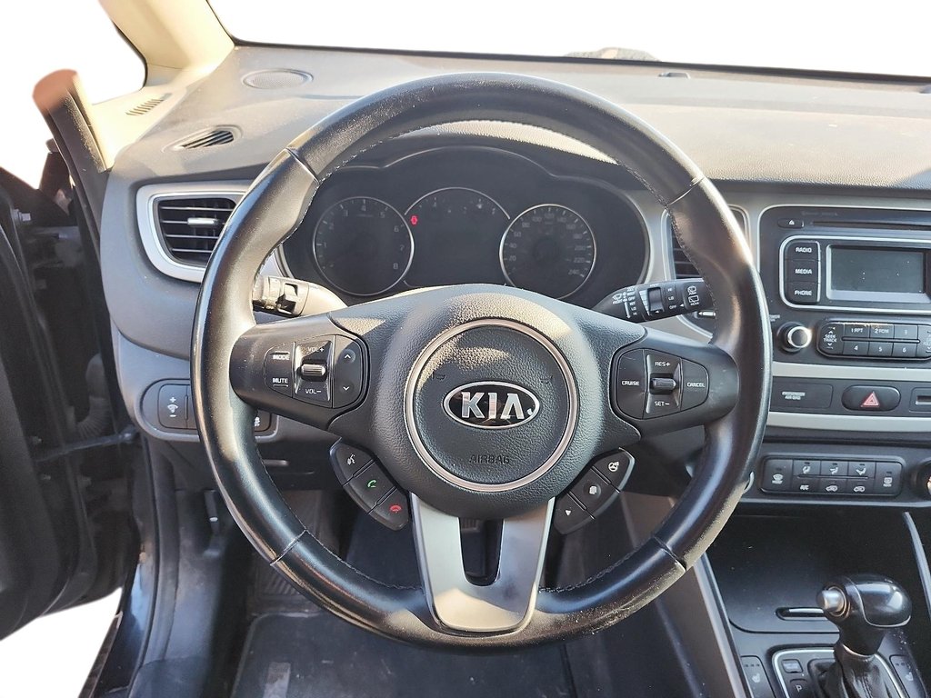 2014 Kia Rondo EX AT in Brantford, Ontario - 12 - w1024h768px
