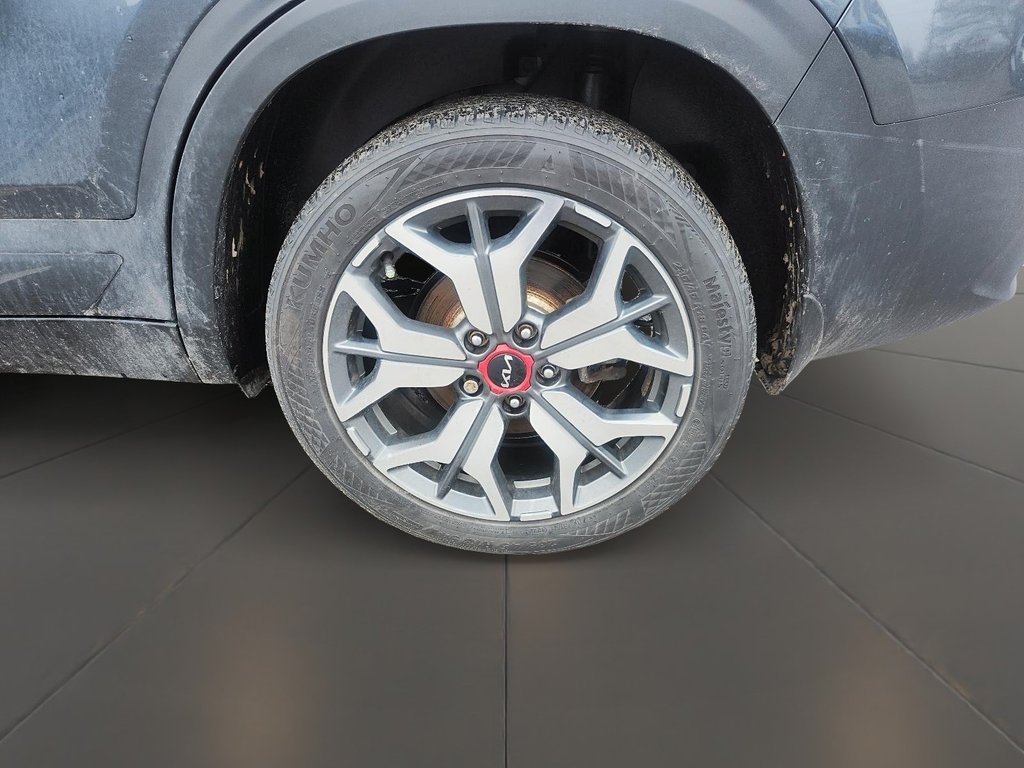 2023 Kia Seltos SX Turbo AWD in Brantford, Ontario - 7 - w1024h768px