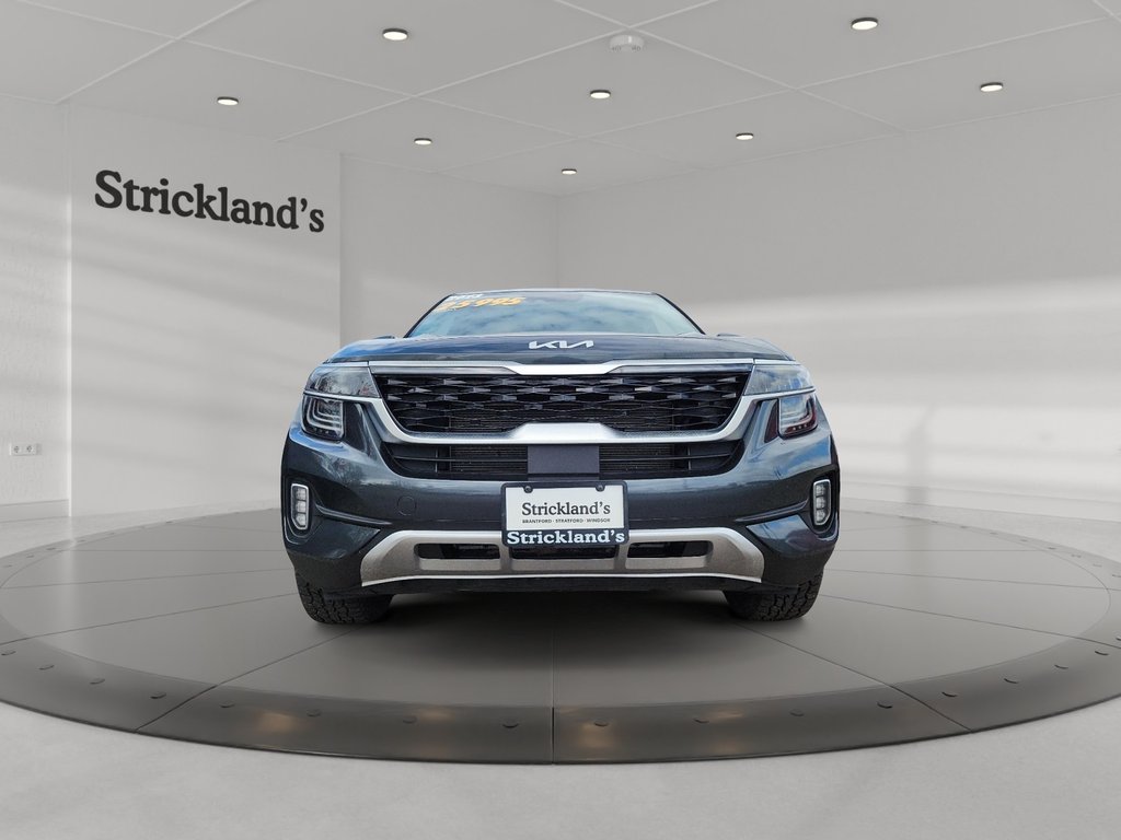 2023 Kia Seltos EX AWD in Brantford, Ontario - 2 - w1024h768px