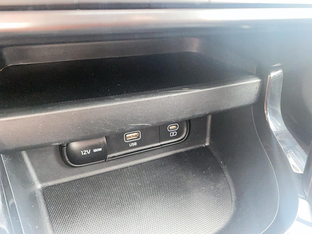 2024 Kia Seltos EX AWD in Stratford, Ontario - 19 - w1024h768px