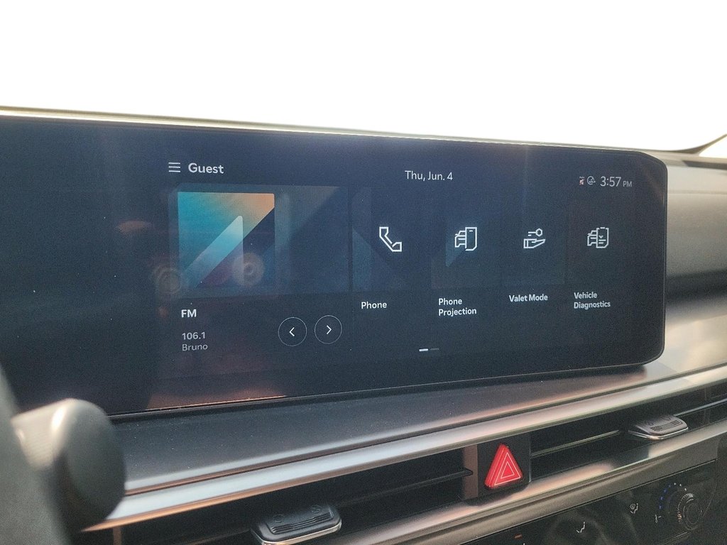 2024 Kia Sorento LX 2.5L AWD in Brantford, Ontario - 18 - w1024h768px