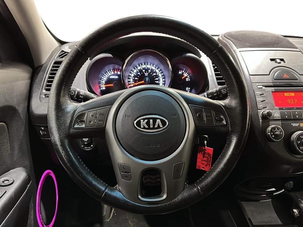 2011 Kia Soul 2.0L 4u at in Brantford, Ontario - 11 - w1024h768px