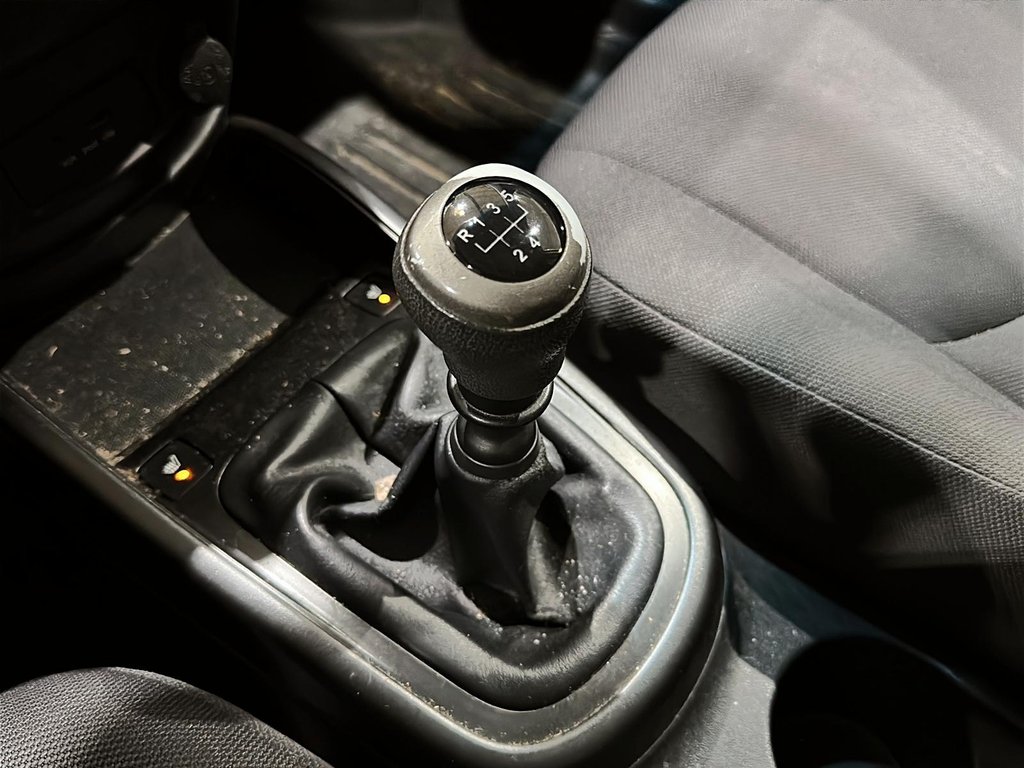 2011 Kia Soul 2.0L 4u 5sp in Brantford, Ontario - 14 - w1024h768px