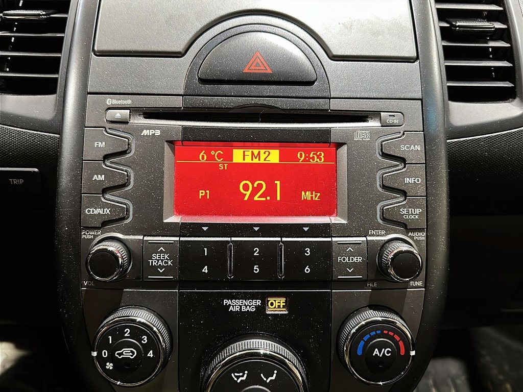 2011 Kia Soul 2.0L 4u 5sp in Brantford, Ontario - 15 - w1024h768px