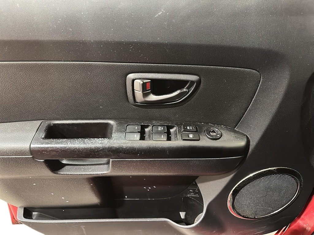 2011 Kia Soul 1.6L 5sp in Brantford, Ontario - 10 - w1024h768px