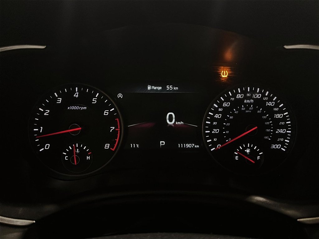 2022 Kia Stinger GT Elite in Stratford, Ontario - 13 - w1024h768px