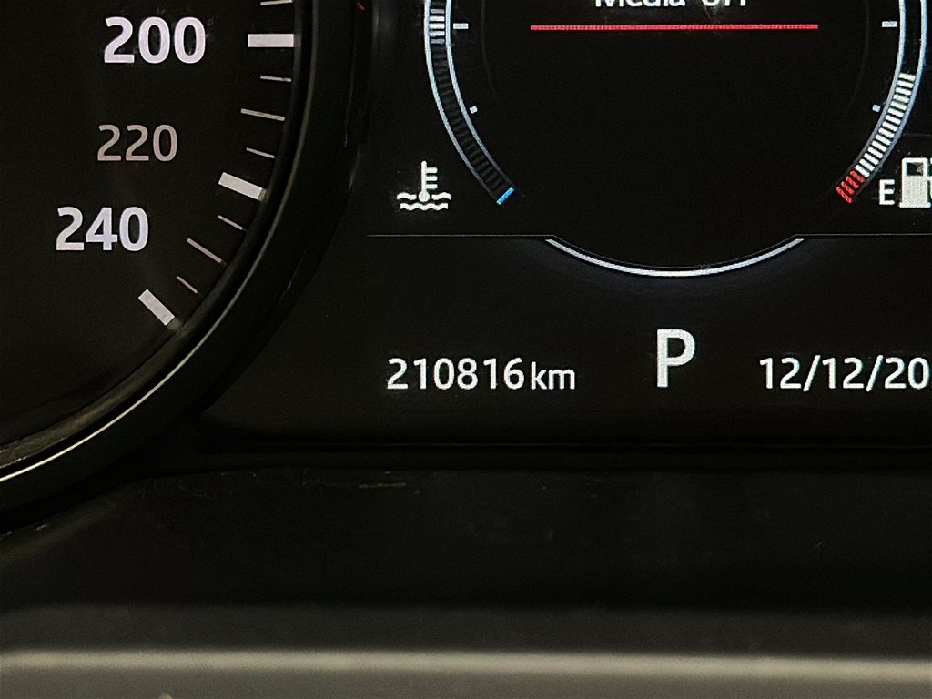 2017 Land Rover Range Rover Evoque HSE in Stratford, Ontario - 12 - w1024h768px