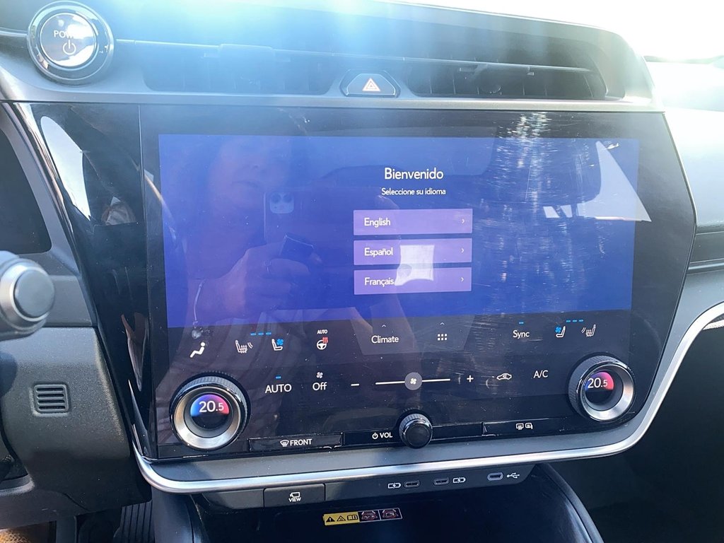 2023 Lexus RZ 450e in Brantford, Ontario - 13 - w1024h768px