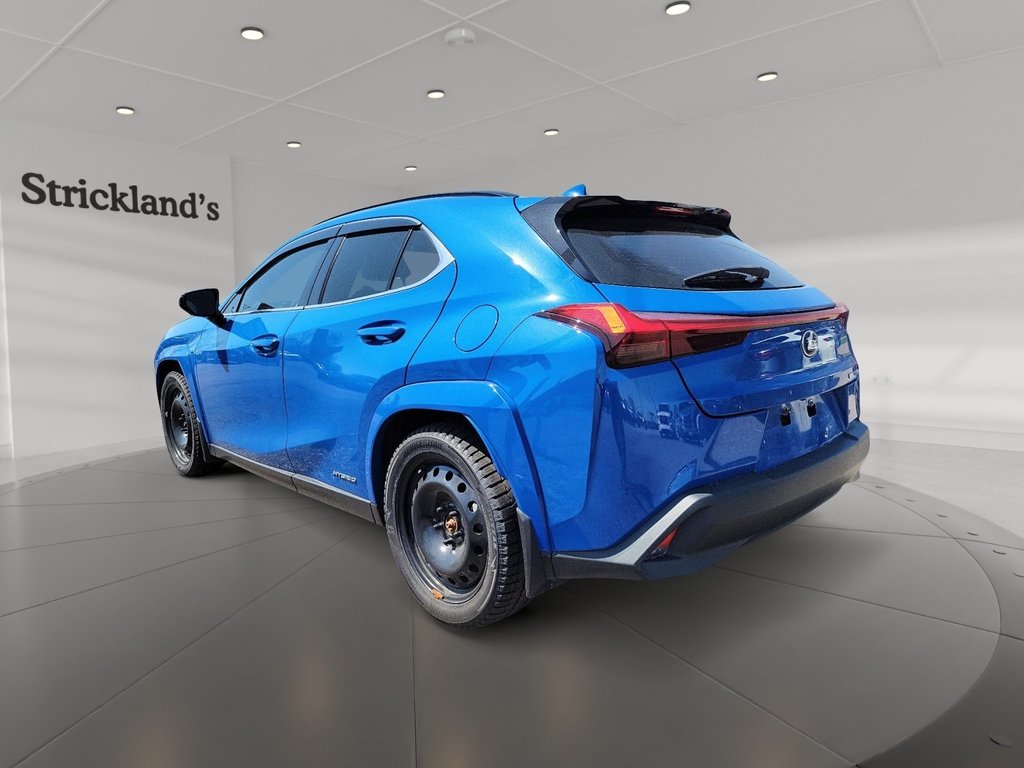 2021 Lexus UXh 250h AWD in Brantford, Ontario - 4 - w1024h768px