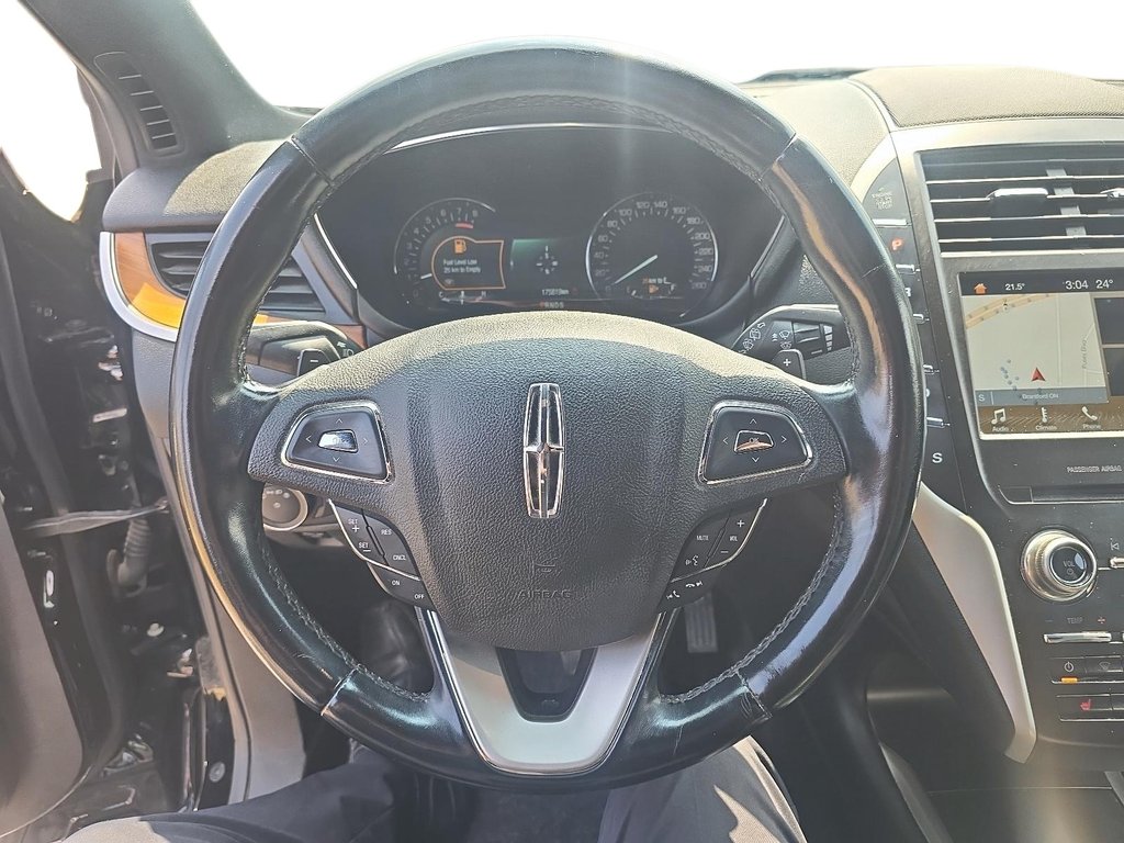 2017 Lincoln MKC Select in Stratford, Ontario - 11 - w1024h768px