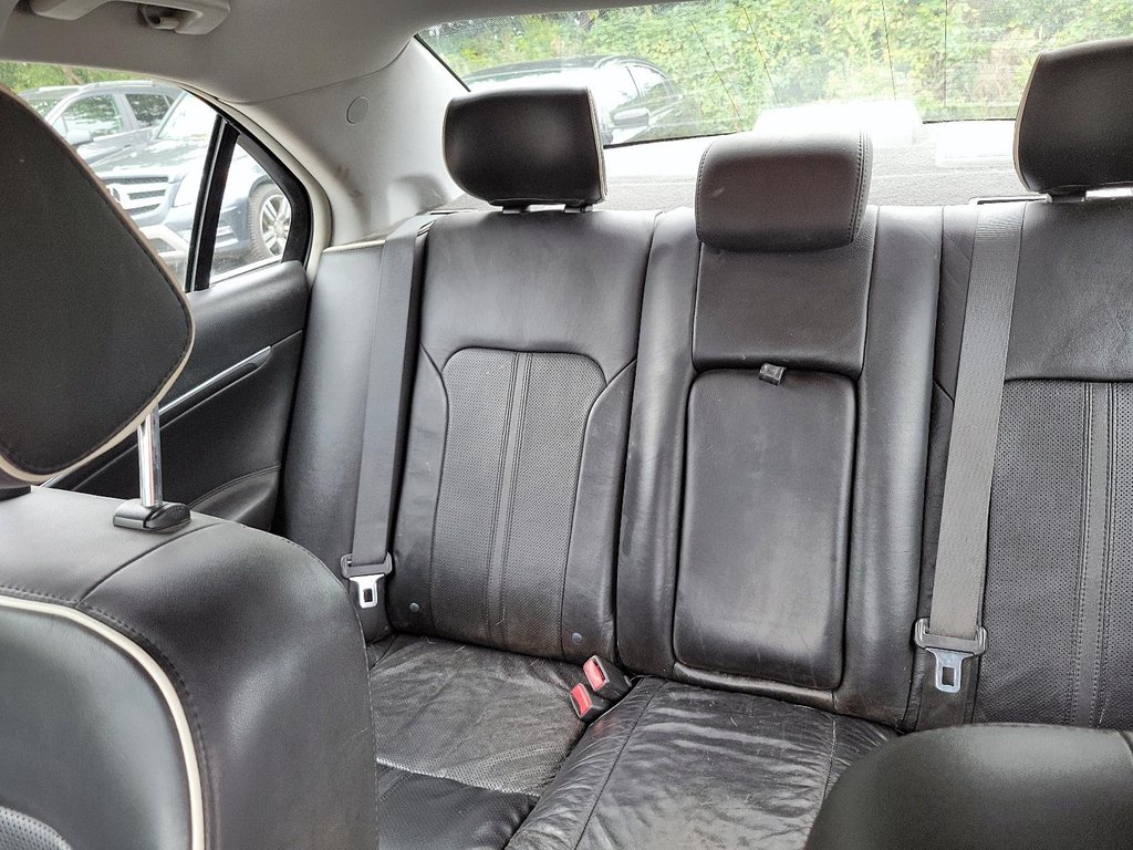 2011 Lincoln MKZ 4D Sedan FWD in Brantford, Ontario - 15 - w1024h768px