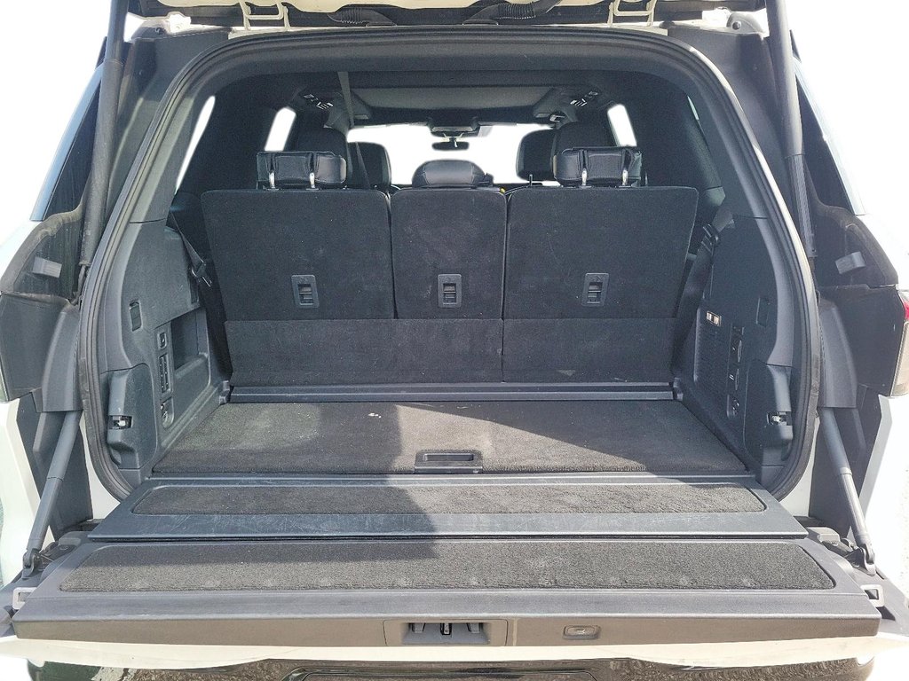 2025 Lincoln Navigator Reserve 4x4 in Brantford, Ontario - 6 - w1024h768px