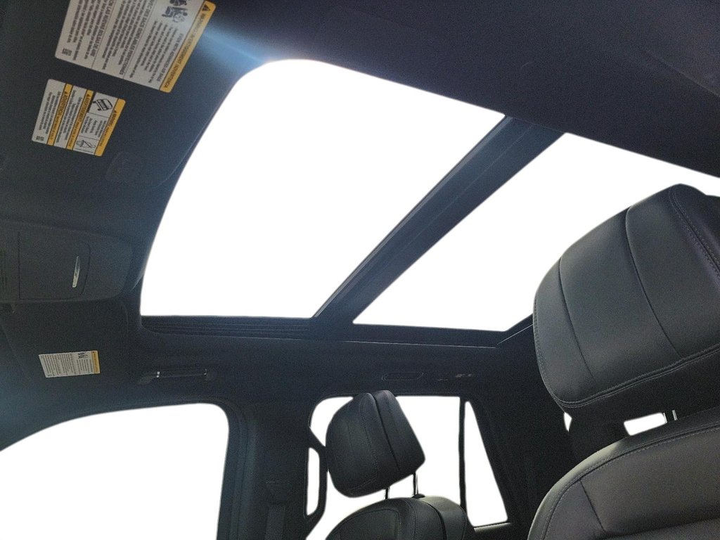 2025 Lincoln Navigator Reserve 4x4 in Brantford, Ontario - 16 - w1024h768px