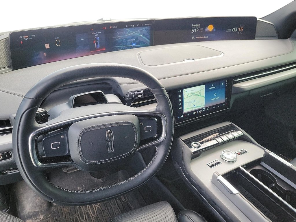 2025 Lincoln Navigator Reserve 4x4 in Brantford, Ontario - 13 - w1024h768px