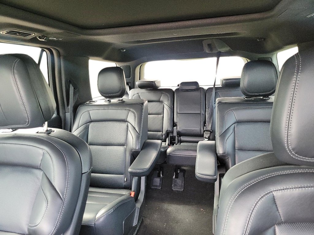 2025 Lincoln Navigator Reserve 4x4 in Brantford, Ontario - 22 - w1024h768px