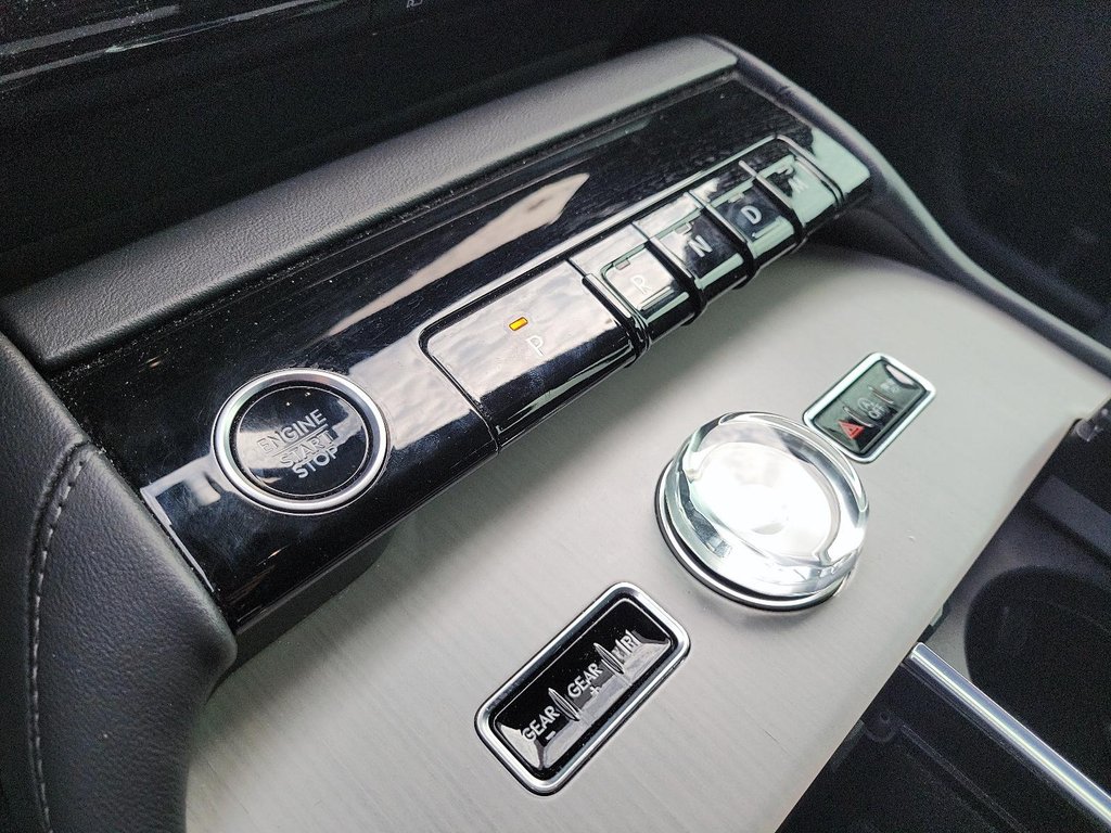 2025 Lincoln Navigator Reserve 4x4 in Brantford, Ontario - 14 - w1024h768px