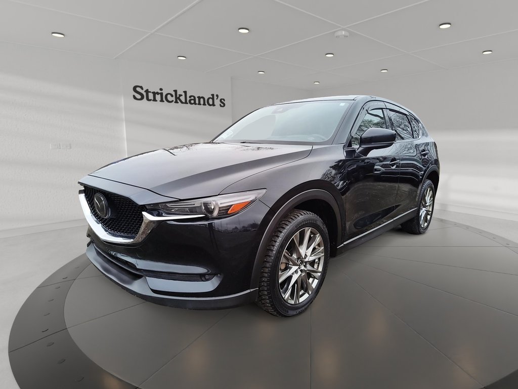 2019  CX-5 Signature AWD at in Stratford, Ontario - 1 - w1024h768px
