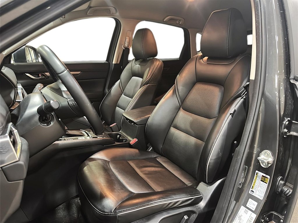 2025 Mazda CX-5 GS AWD in Brantford, Ontario - 8 - w1024h768px