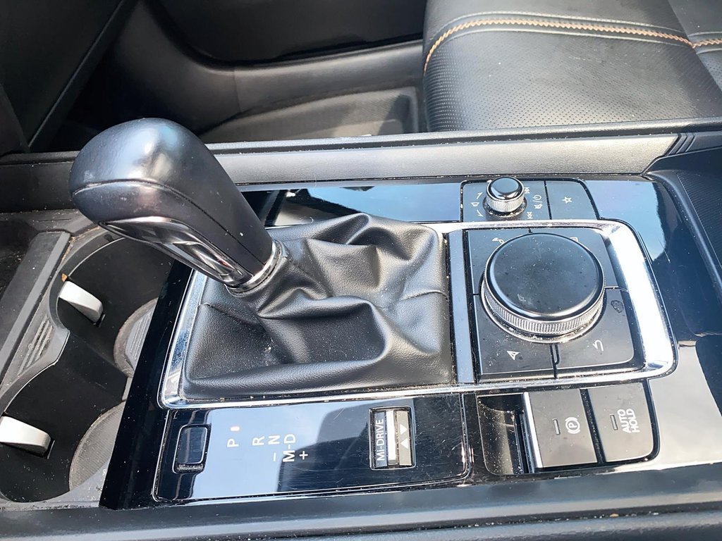 2024 Mazda CX-50 GT AWD in Stratford, Ontario - 14 - w1024h768px