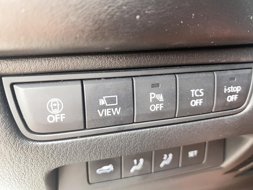 2024 Mazda CX-50 GT AWD in Stratford, Ontario - 15 - w1024h768px