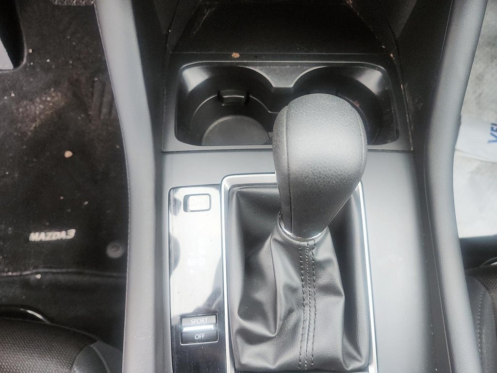 2024 Mazda 3 GX Auto FWD in Brantford, Ontario - 15 - w1024h768px