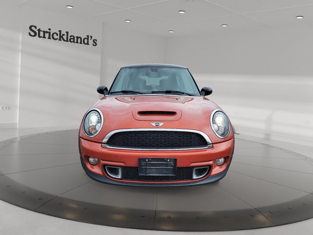 2013 MINI COOPER S S in Brantford, Ontario - 2 - w1024h768px