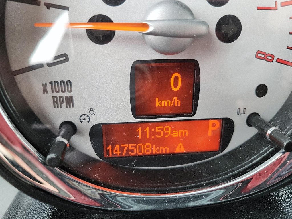 2013 MINI COOPER S S in Brantford, Ontario - 11 - w1024h768px