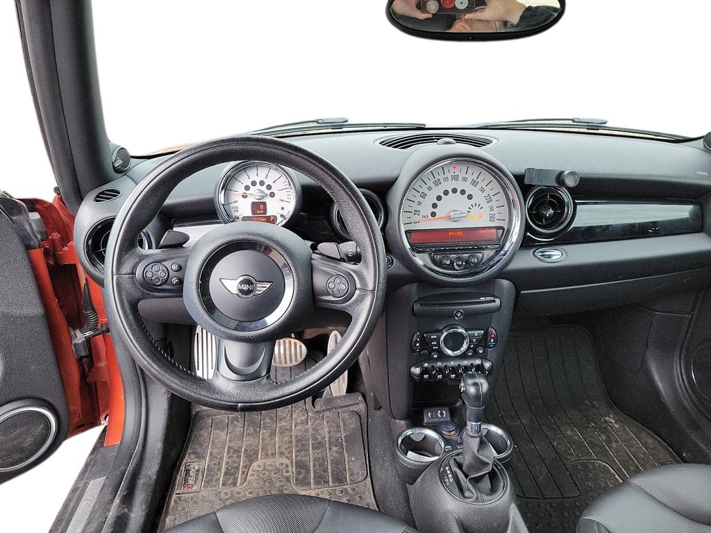 2013 MINI COOPER S S in Brantford, Ontario - 8 - w1024h768px