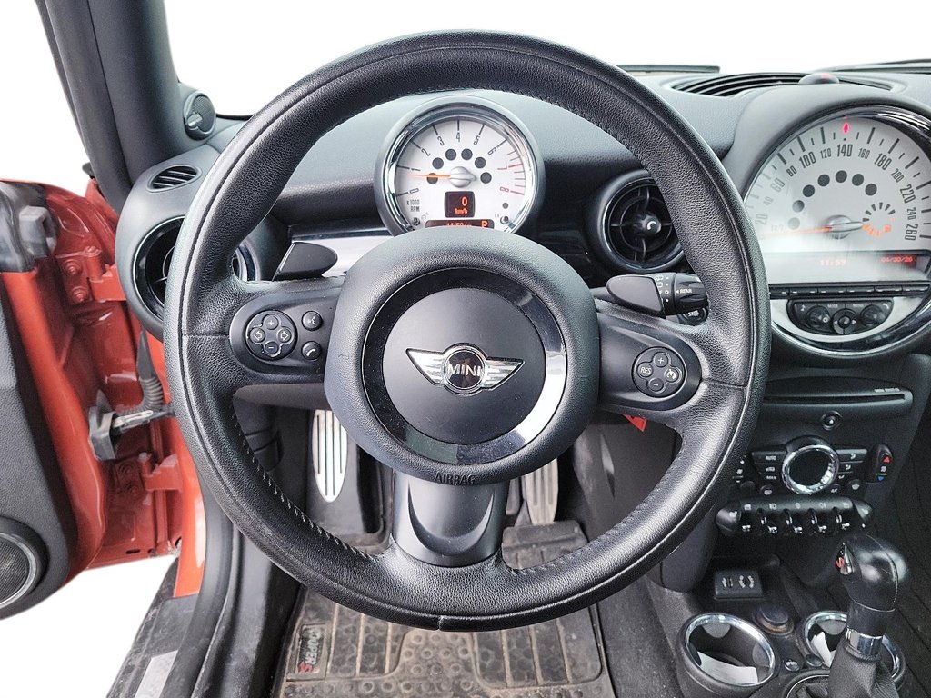2013 MINI COOPER S S in Brantford, Ontario - 10 - w1024h768px
