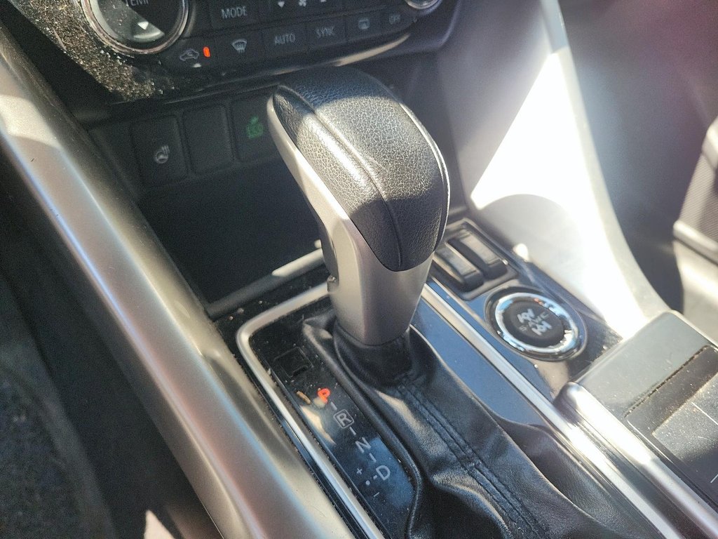 2019 Mitsubishi Eclipse Cross ES S-AWC in Brantford, Ontario - 14 - w1024h768px