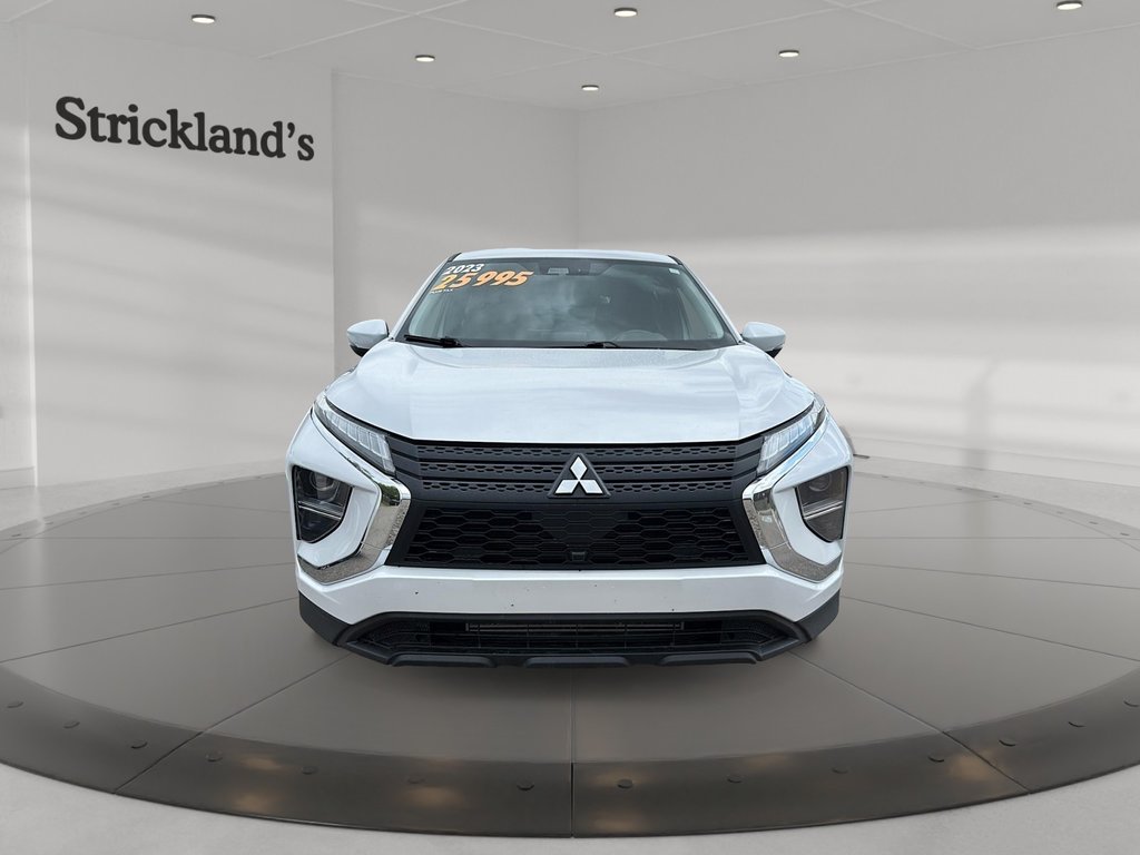 2023 Mitsubishi ECLIPSE CROSS ES S-AWC in Brantford, Ontario - 2 - w1024h768px