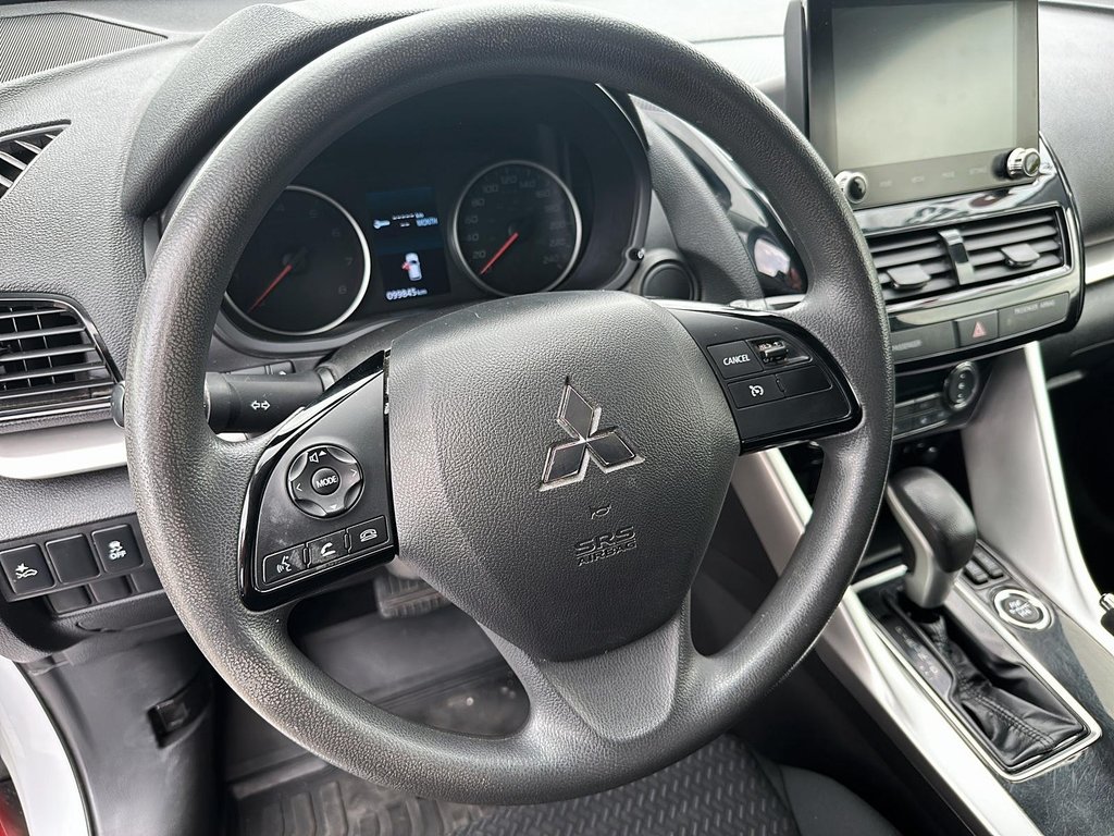 2023 Mitsubishi ECLIPSE CROSS ES S-AWC in Brantford, Ontario - 11 - w1024h768px