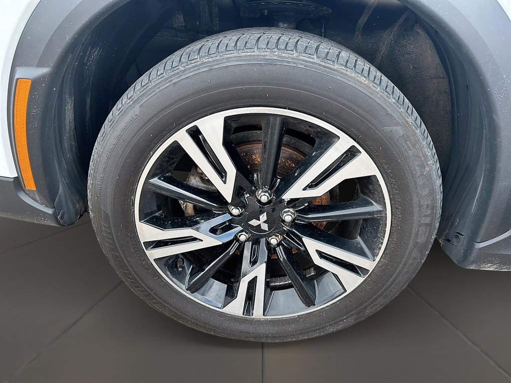 2023 Mitsubishi ECLIPSE CROSS ES S-AWC in Brantford, Ontario - 7 - w1024h768px