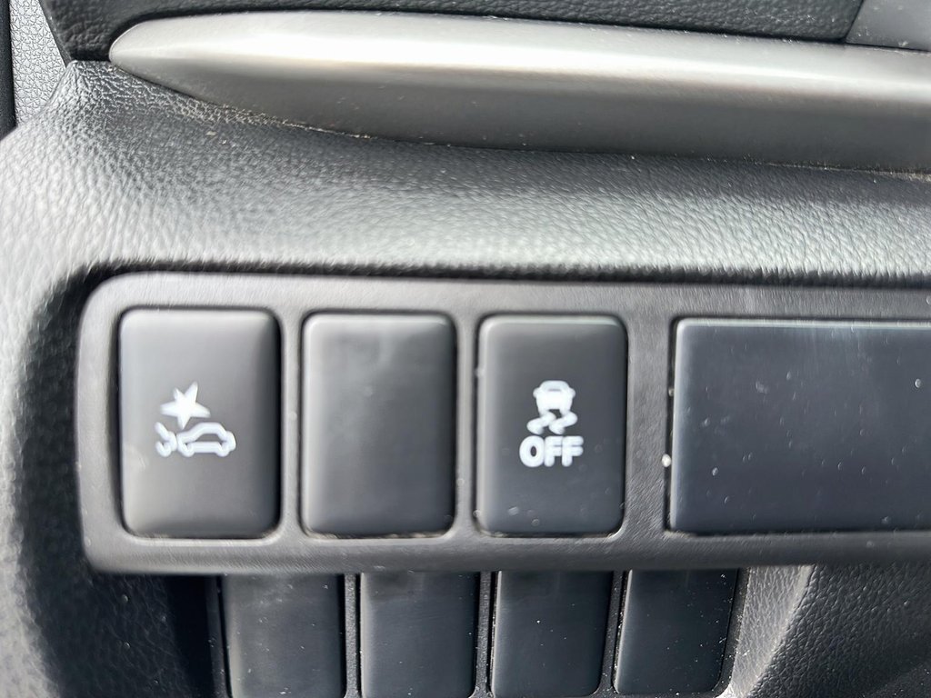 2023 Mitsubishi ECLIPSE CROSS ES S-AWC in Brantford, Ontario - 15 - w1024h768px