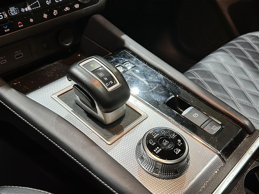 2023 Mitsubishi Outlander PHEV GT S-AWC in Brantford, Ontario - 12 - w1024h768px