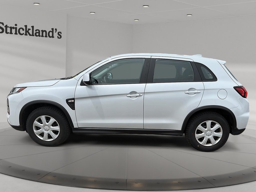 2022 Mitsubishi RVR ES AWC - CVT in Stratford, Ontario - 5 - w1024h768px