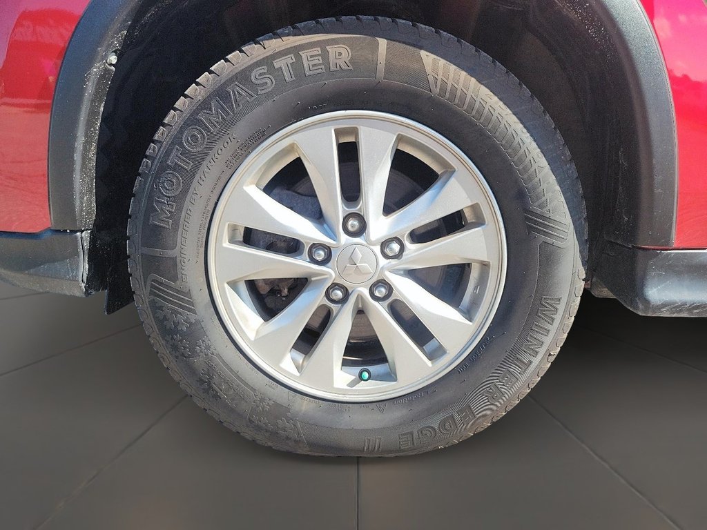 2023 Mitsubishi RVR SE FWD - CVT in Brantford, Ontario - 7 - w1024h768px
