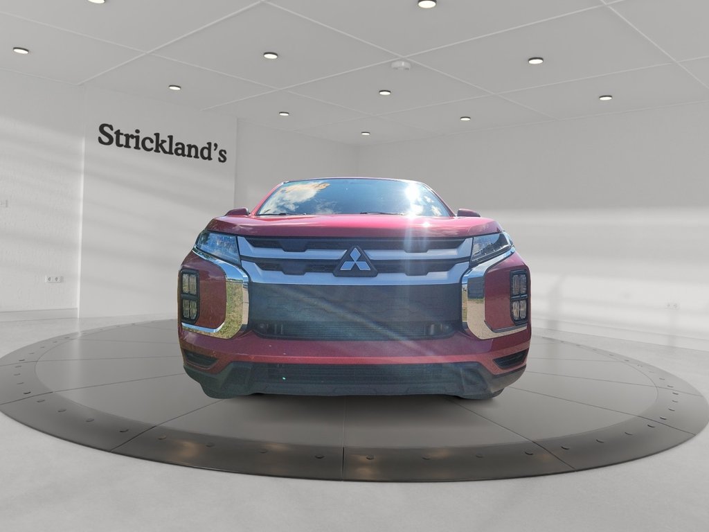 2023 Mitsubishi RVR SE FWD - CVT in Brantford, Ontario - 2 - w1024h768px