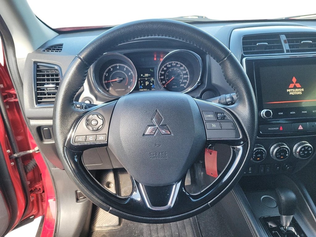 2023 Mitsubishi RVR SE FWD - CVT in Brantford, Ontario - 11 - w1024h768px