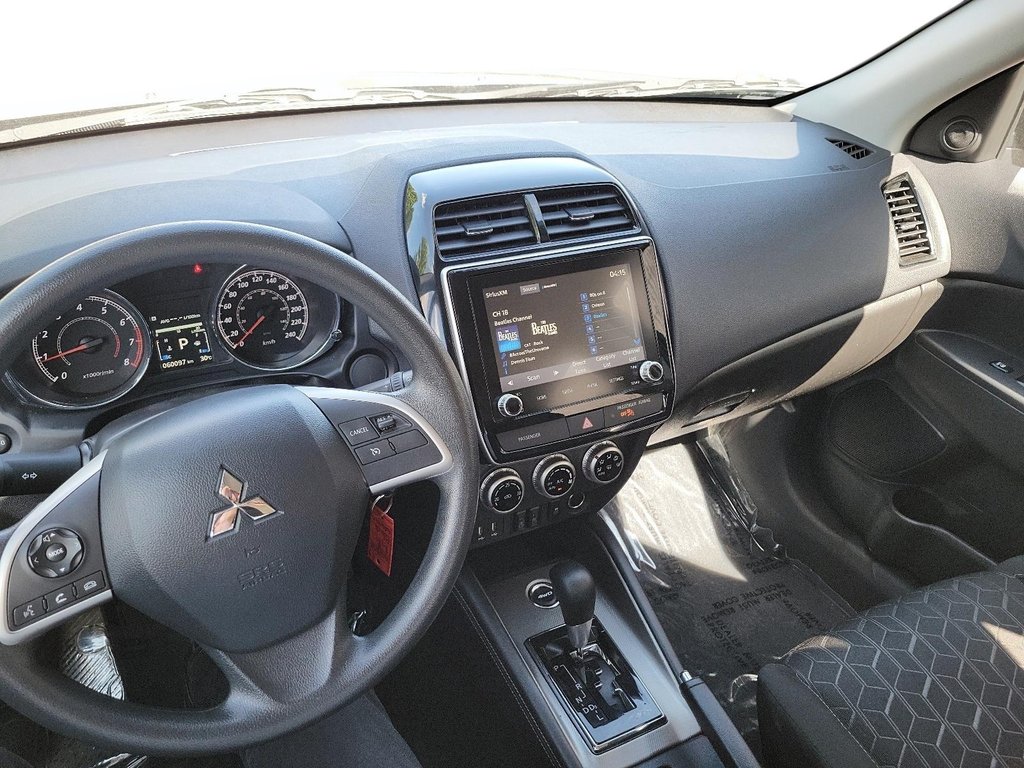 2024 Mitsubishi RVR ES AWC in Brantford, Ontario - 13 - w1024h768px