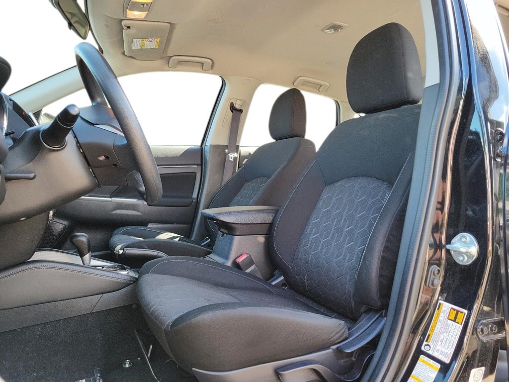 2024 Mitsubishi RVR ES AWC in Brantford, Ontario - 8 - w1024h768px