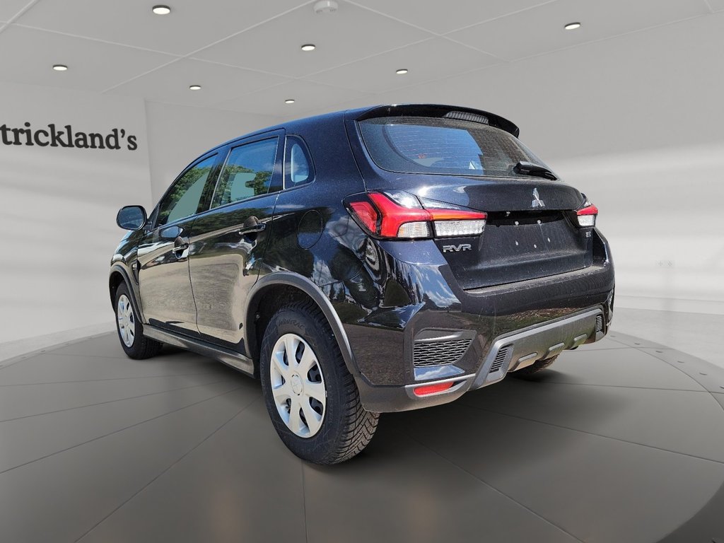 2024 Mitsubishi RVR ES AWC in Brantford, Ontario - 4 - w1024h768px